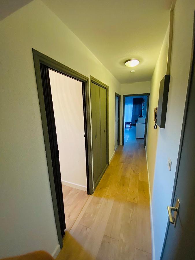 Appartement Au Port De Saint Cyprien Esterno foto